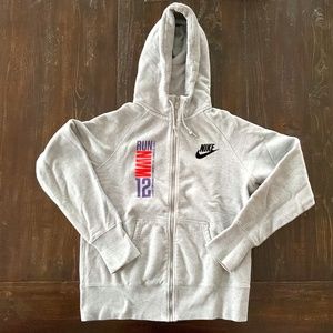 NIKE  ●  Grey Zip Up Hoodie
